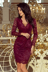 Lace dress red with long sleeves and a  neckline / Numoco 170-6