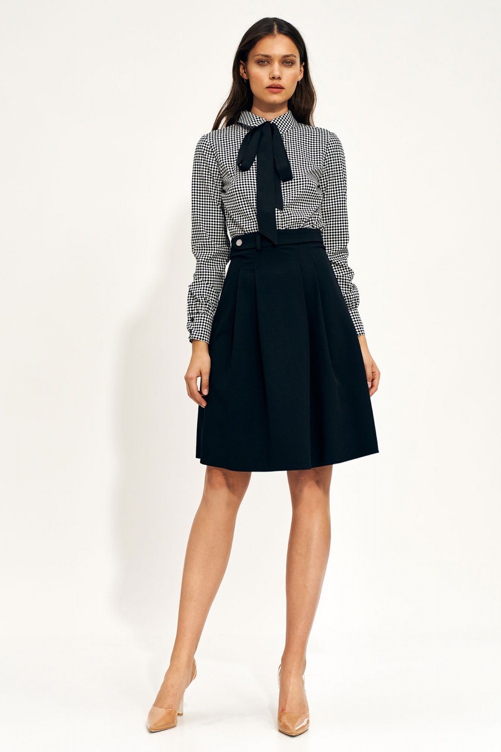 Skirt black / 169901 Nife