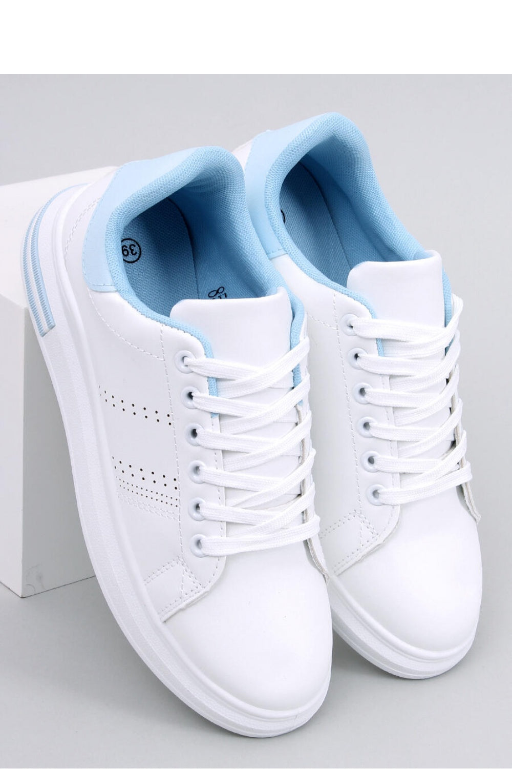 Sport Shoes white / 184235 Inello