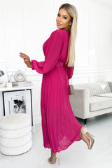 KLARA pleated dress pink with a belt and a neckline / Numoco Basic 414-4 -2